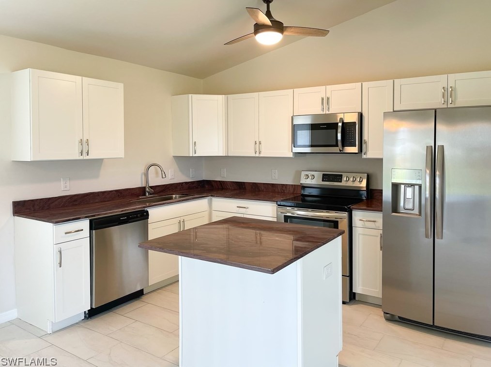507 Ne 7th Ave, Cape Coral, FL 33909