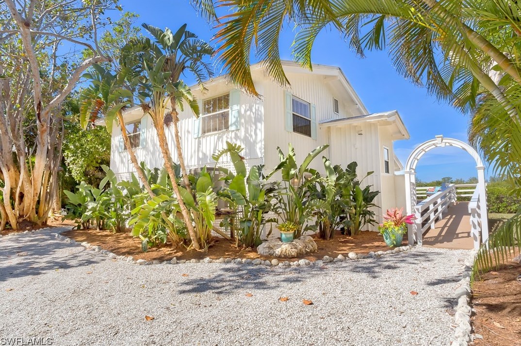 2629 Coconut Dr, Sanibel, FL 33957