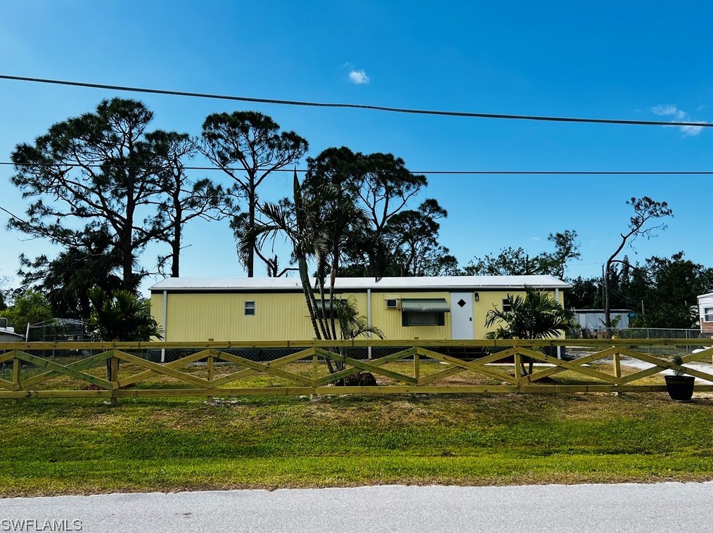 15424 Mapletree Dr, Punta Gorda, FL 33955
