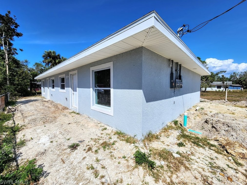 3141 Blount St, Fort Myers, FL 33916-4120