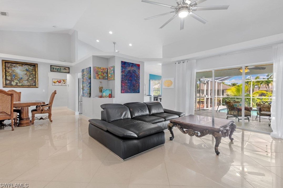 2101 29th Ter, Cape Coral, FL 33914-3999