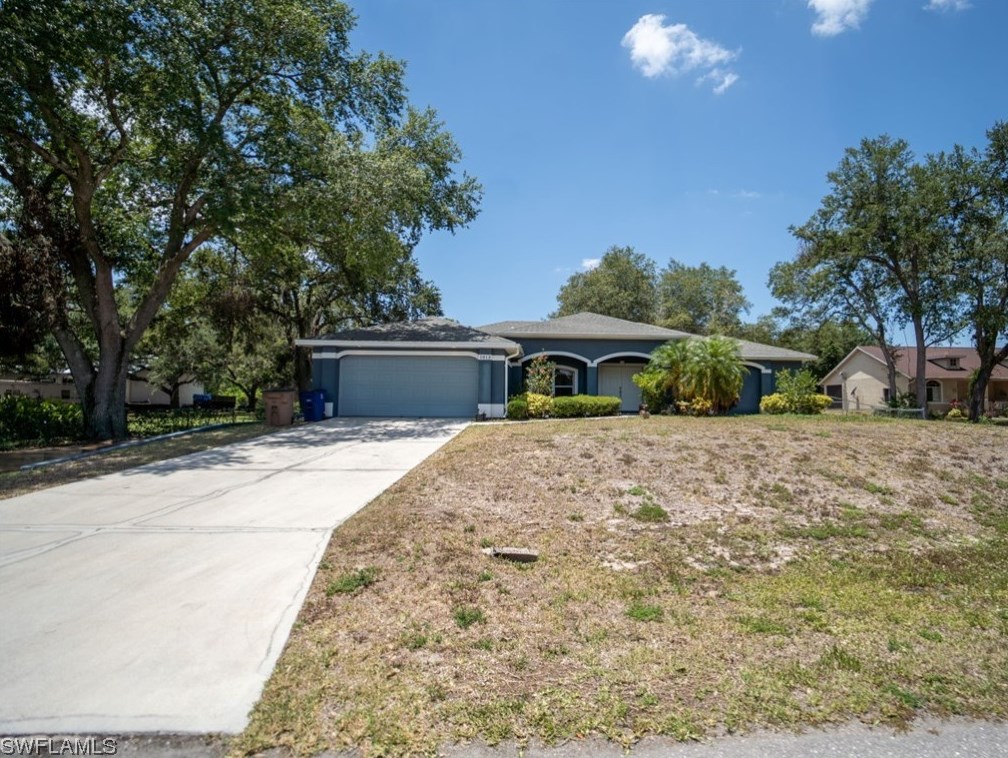 1813 Jackson Ave, Lehigh Acres, FL 33972