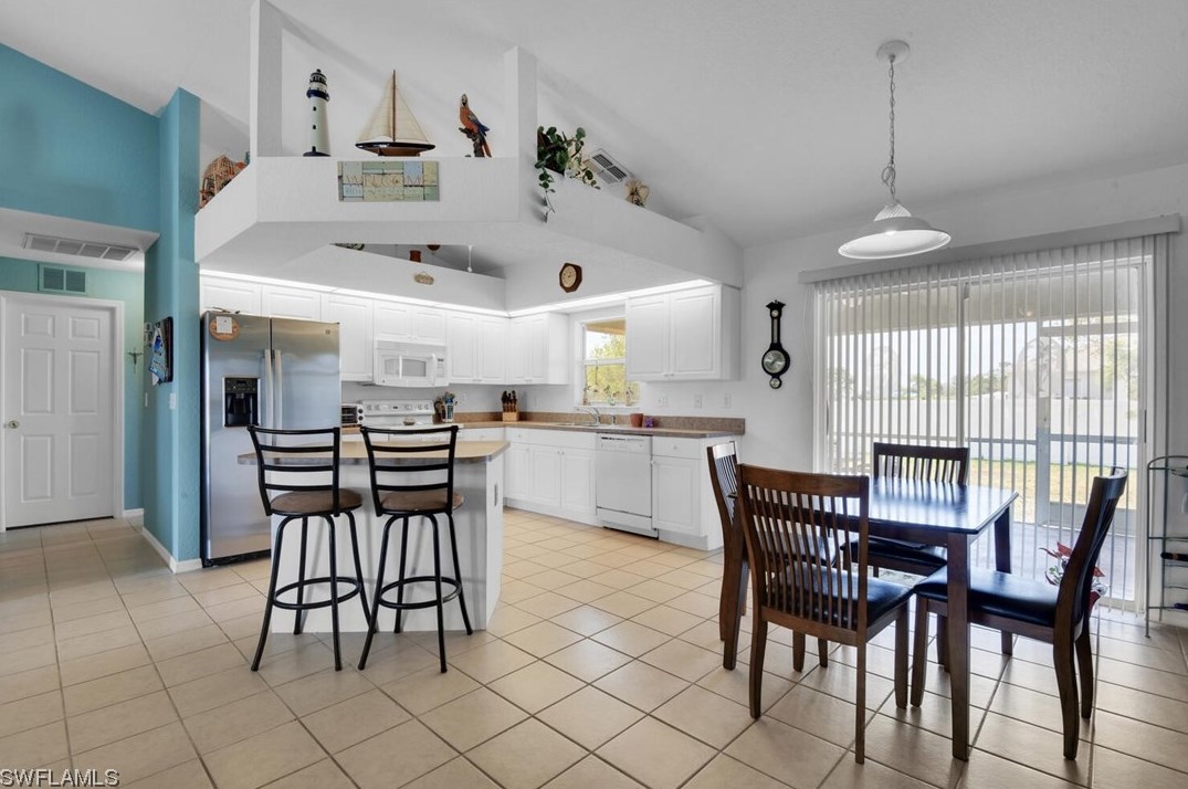 520 Ne 6th Ave, Cape Coral, FL 33909