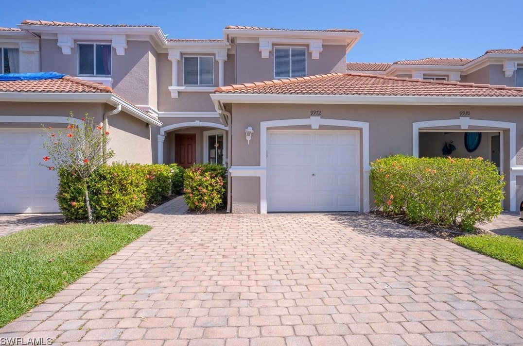 9972 Chiana Cir, Fort Myers, FL 33905