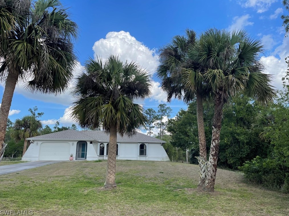 506 Wellington Ave, Lehigh Acres, FL 33972