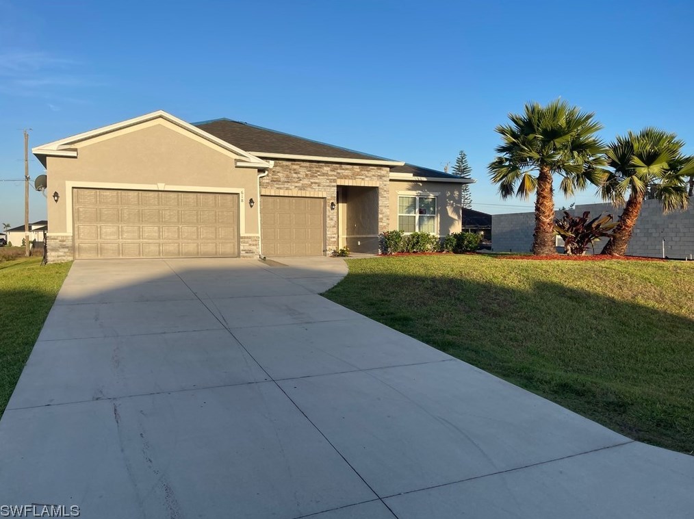 618 Nw 3rd Pl, Cape Coral, FL 33993