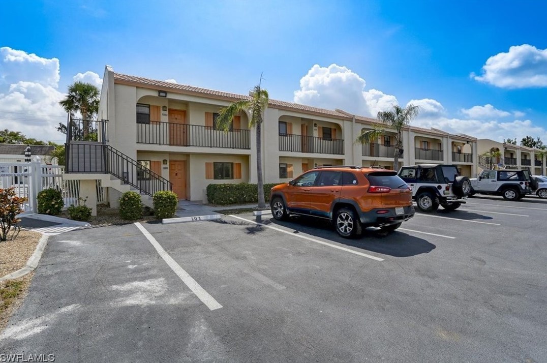 16340 Dublin Cir, Fort Myers, FL 33908-3244