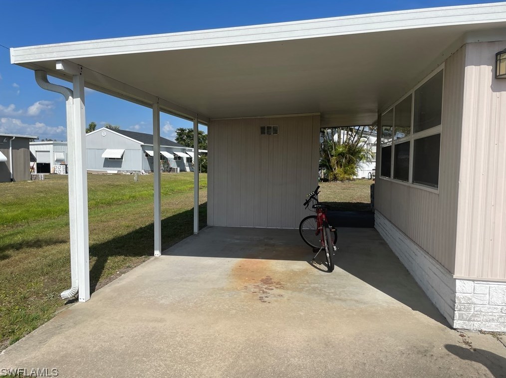 937 Lazy Ln, Fort Myers, FL 33917