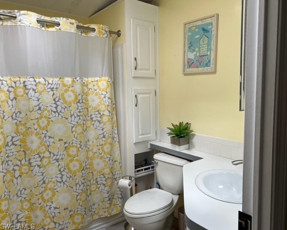14521 Nathan Hale Ln, Fort Myers FL  33917-9041 exterior