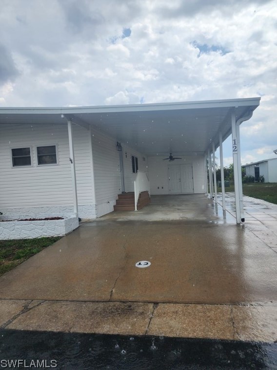 12 Hay St, Alva, FL 33920-5585
