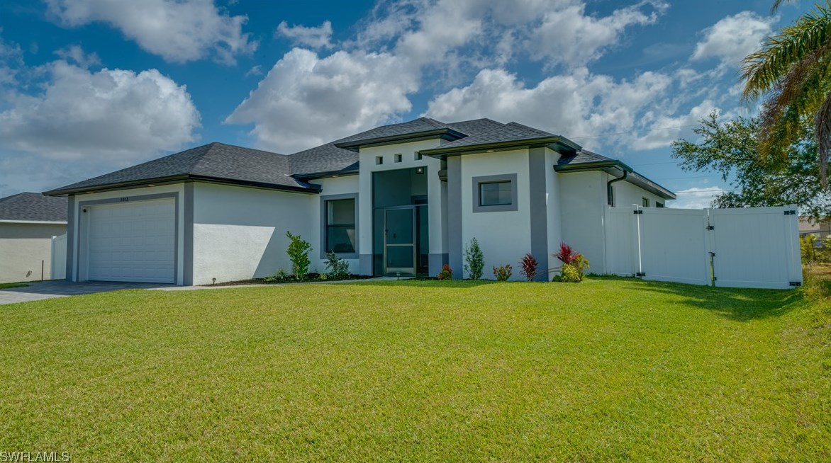1013 Ne 6th Ave, Cape Coral, FL 33909