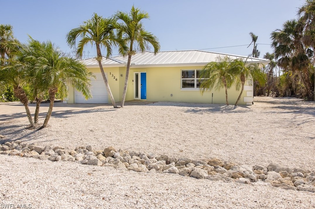 1326 Tahiti Dr, Sanibel, FL 33957