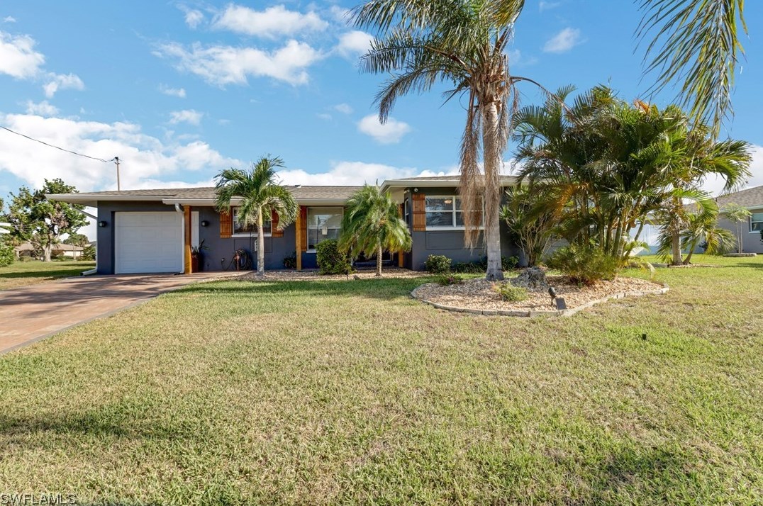 1305 32nd St, Cape Coral, FL 33904-3980