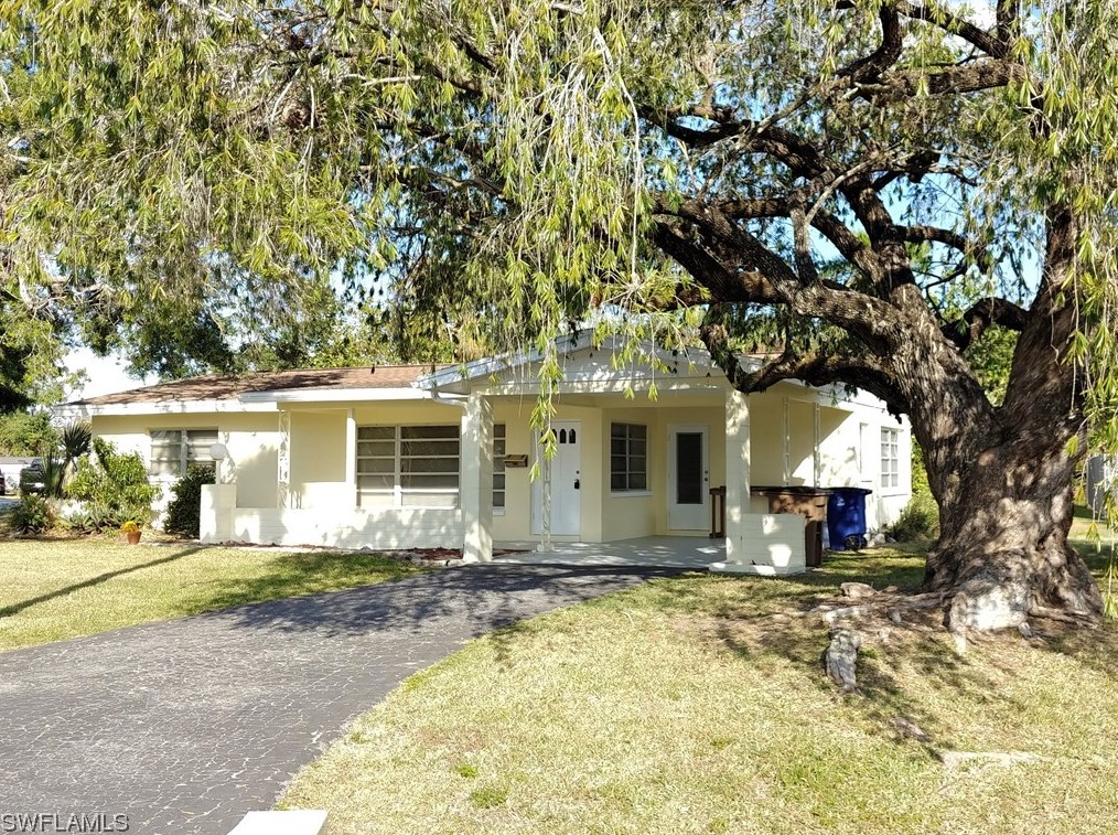 112 Clayton Ave, Lehigh Acres, FL 33936