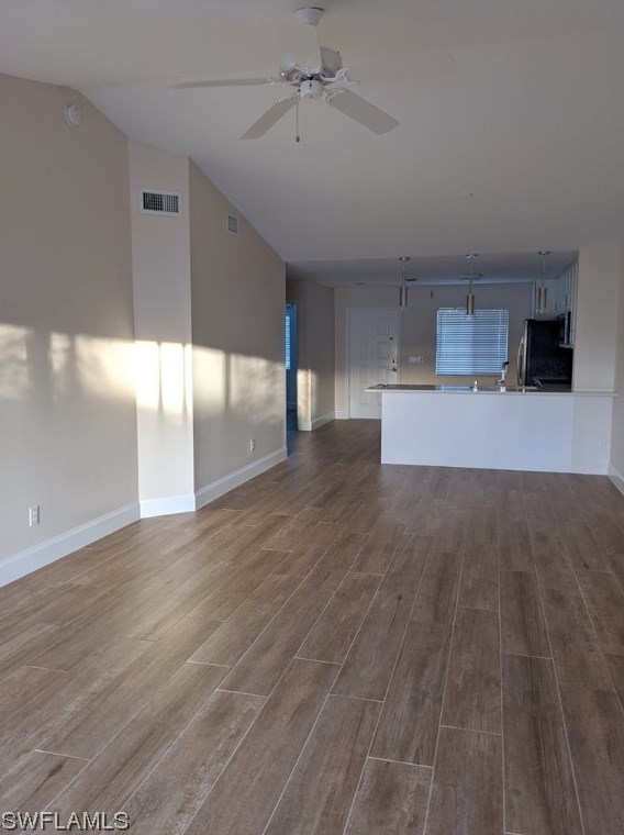 7737 Jewel Ln #202, Naples, FL 34109