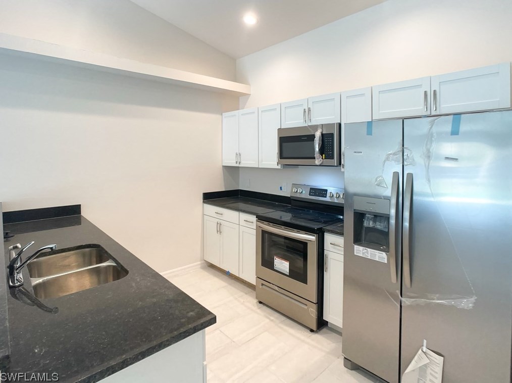 3623 8th Pl, Cape Coral FL  33904-4916 exterior