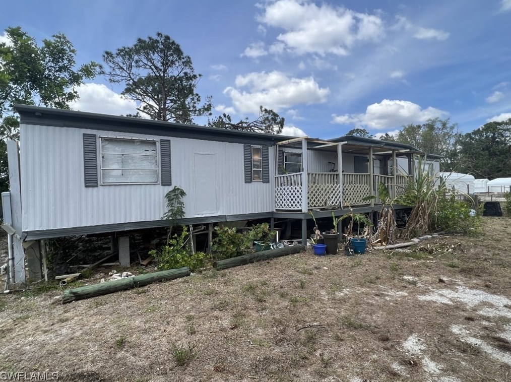 8000 Breeze Dr, Fort Myers, FL 33917-2483