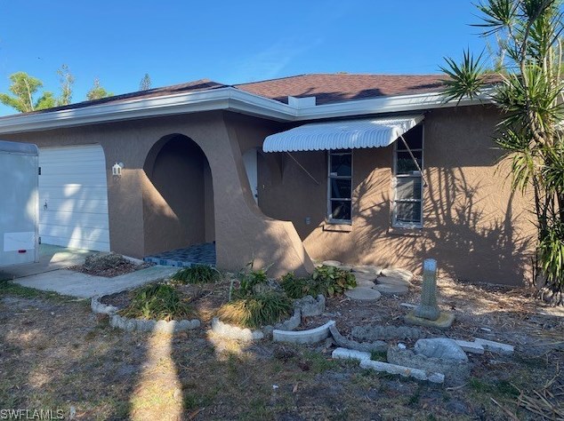 333 Tudor Dr, Cape Coral, FL 33904-9454