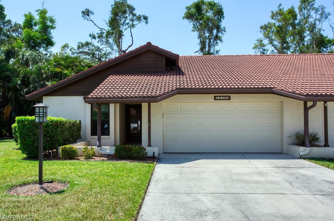 13200 Tall Pine Cir, Fort Myers, FL 33907-5940