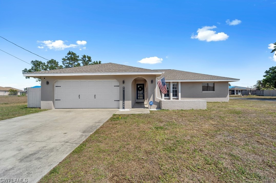 1311 11th St, Cape Coral, FL 33990-3665