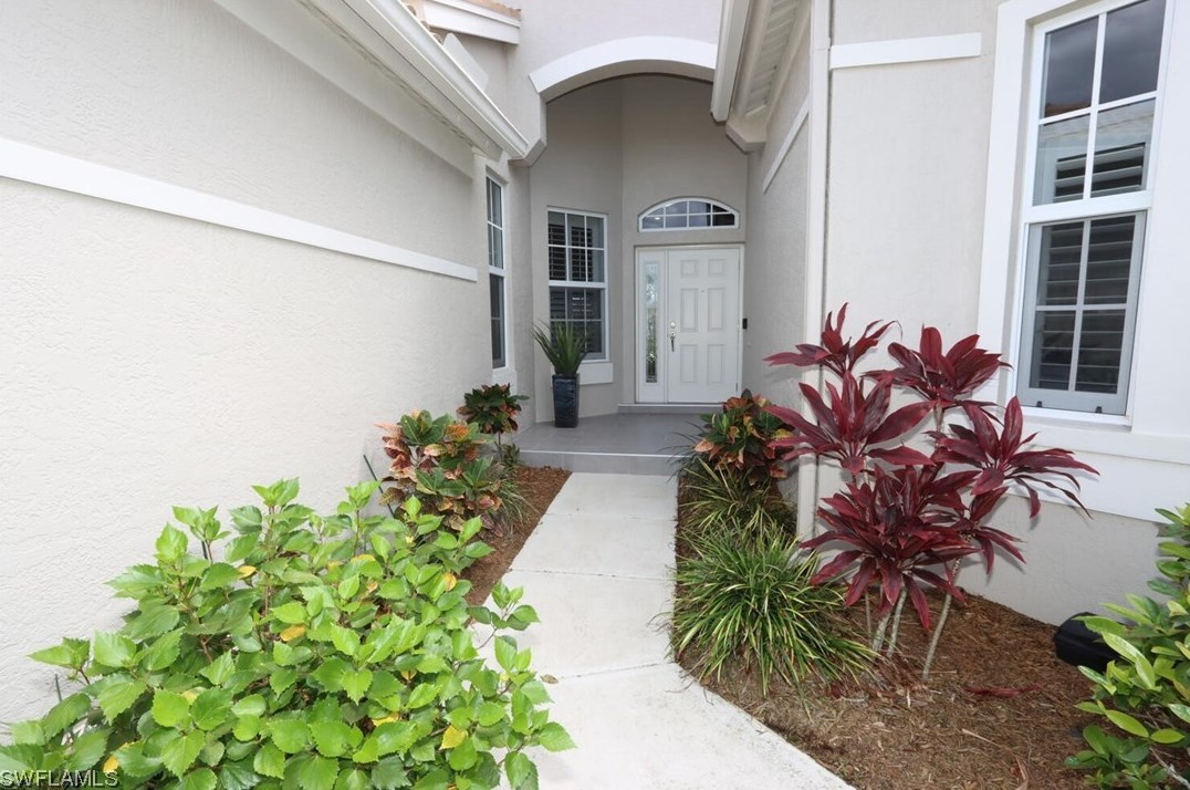 9207 Willowcrest Ct, Fort Myers, FL 33908-6223