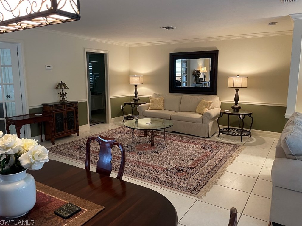 913 Town And River Dr, Fort Myers, FL 33919-5913