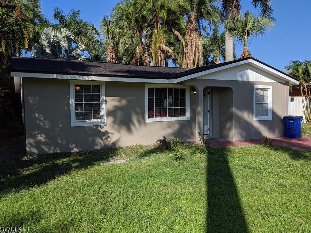 1169 Orange Ave, Fort Myers, FL 33903