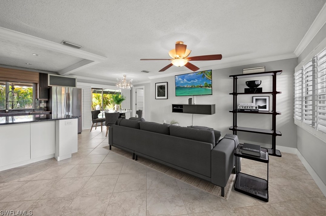 1040 Shaddelee Ln, Fort Myers, FL 33919-2620