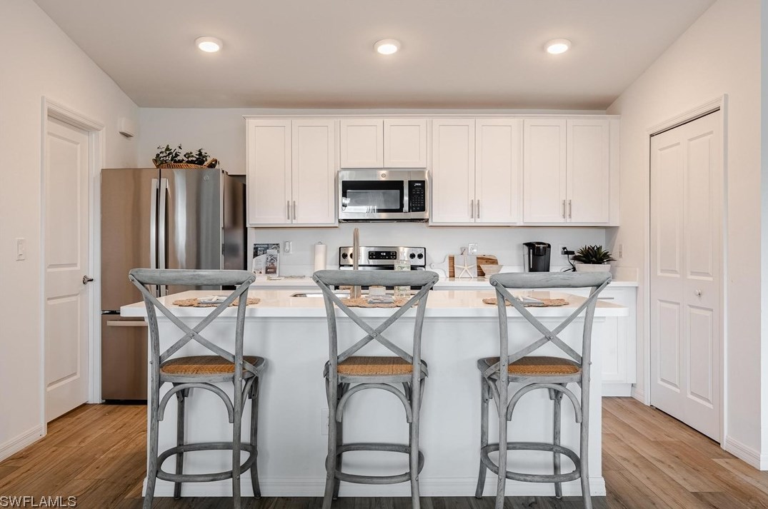 2604 5th Ave, Cape Coral FL  33909-8843 exterior