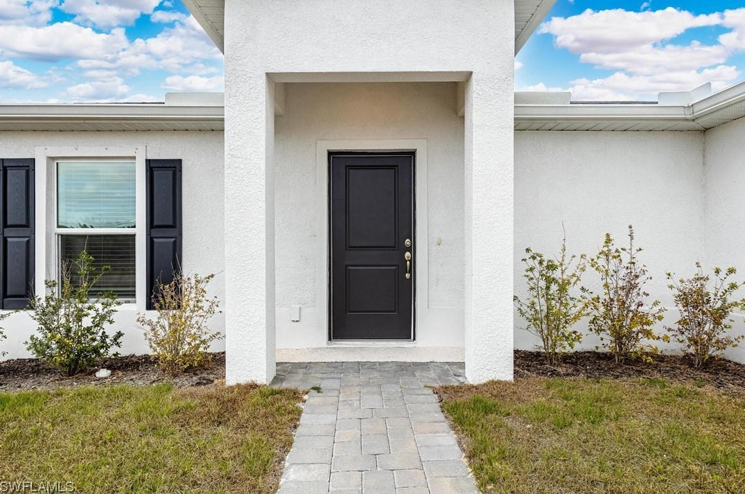 2604 Ne 5th Ave, Cape Coral, FL 33909