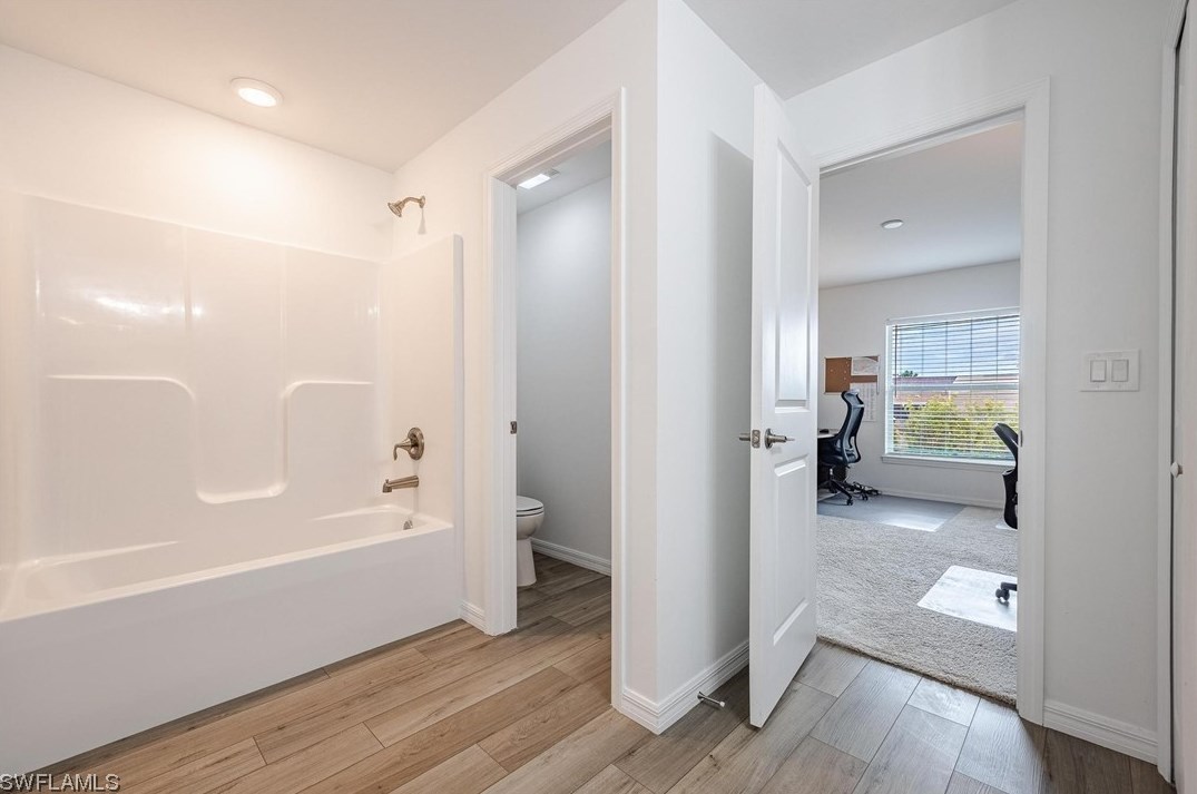 2604 5th Ave, Cape Coral FL  33909-8843 exterior