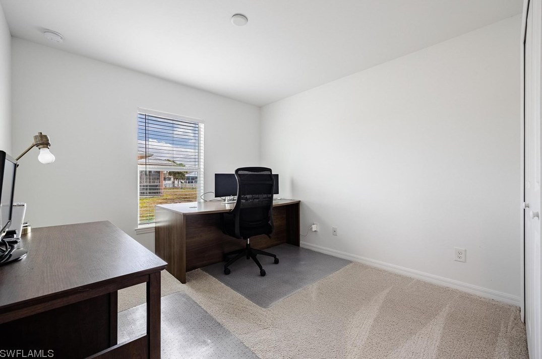 2604 5th Ave, Cape Coral FL  33909-8843 exterior