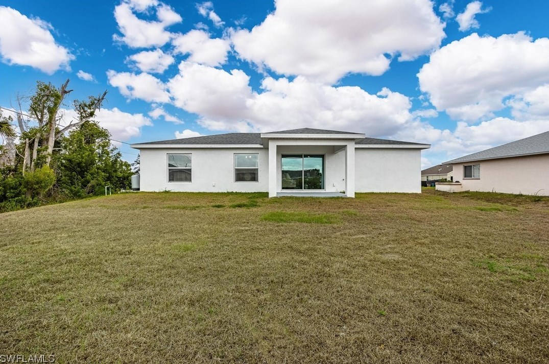 2604 5th Ave, Cape Coral FL  33909-8843 exterior