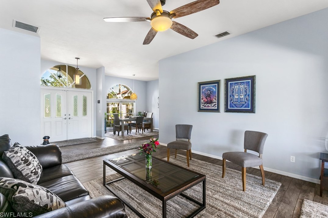 8812 Banyan Cove Cir, Fort Myers, FL 33919-3254
