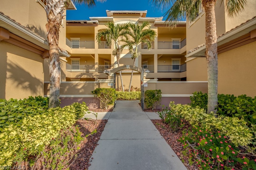 3808 Agualinda Blvd #204, Cape Coral, FL 33914