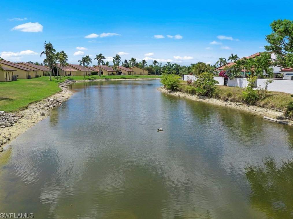 5470 Harbour Castle Dr, Fort Myers FL 33907-7846 exterior