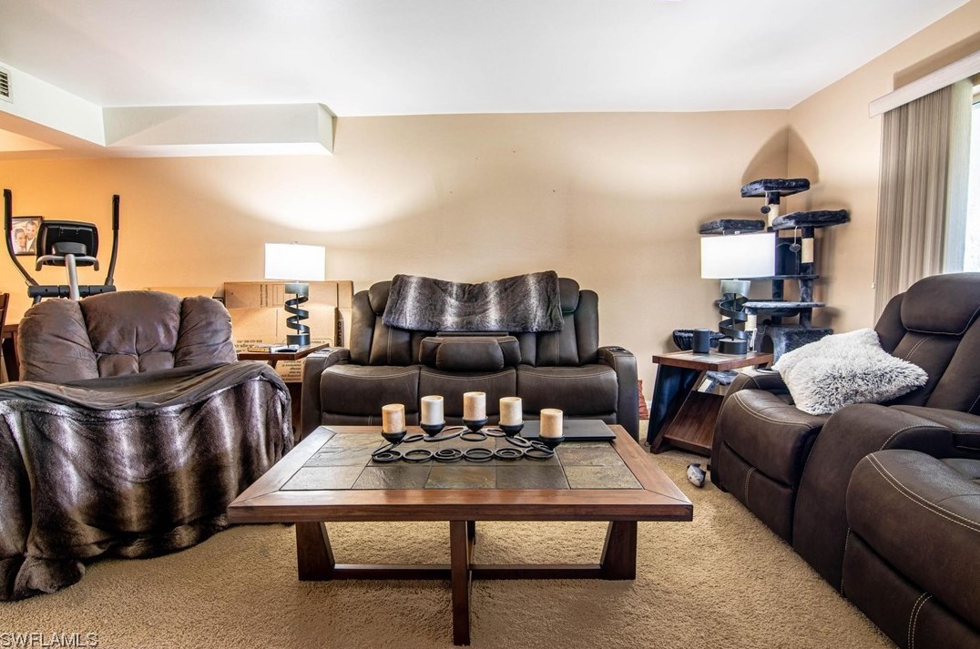 20 Cosmopolitan Dr #4, Lehigh Acres, FL 33936