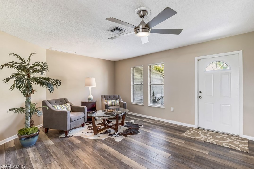 1846 Se 1st St, Cape Coral, FL 33990