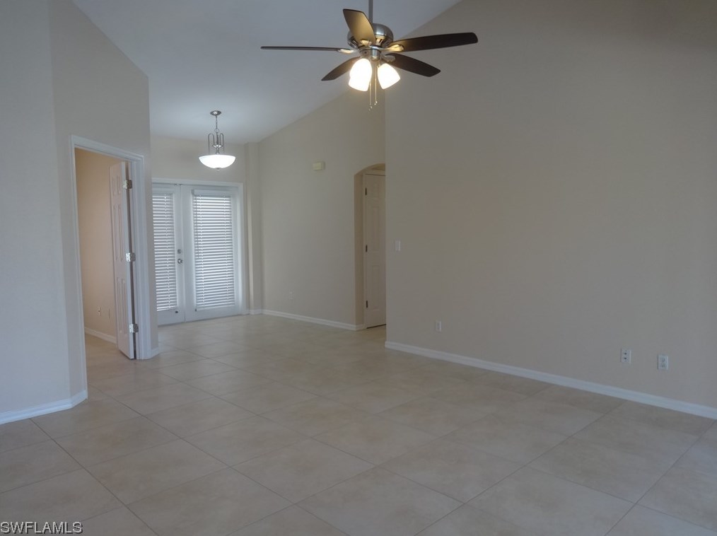 2107 30th Ter, Cape Coral FL  33914-3981 exterior