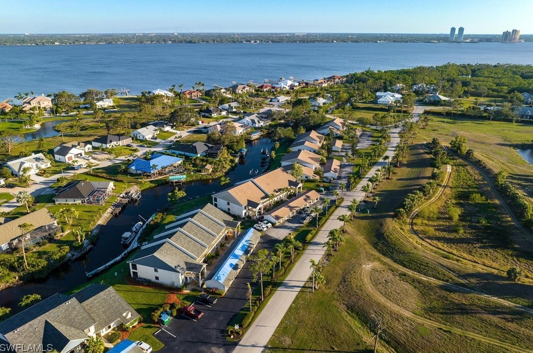 15100 Riverbend Blvd, Fort Myers, FL 33917-3184