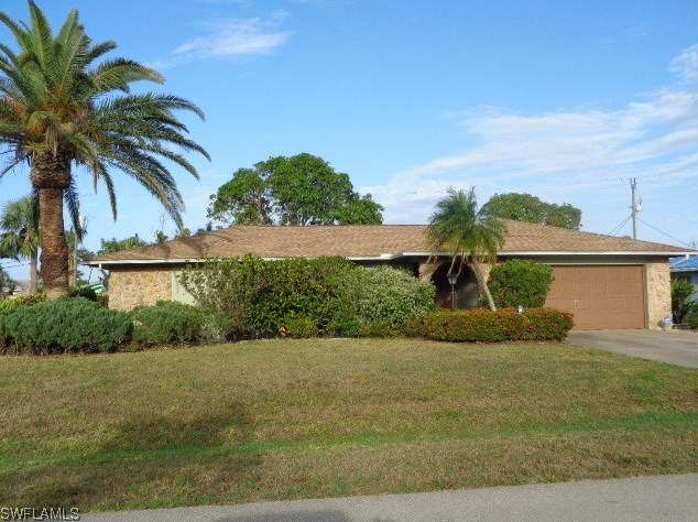 4920 Nassau Ct, Cape Coral, FL 33904-5644
