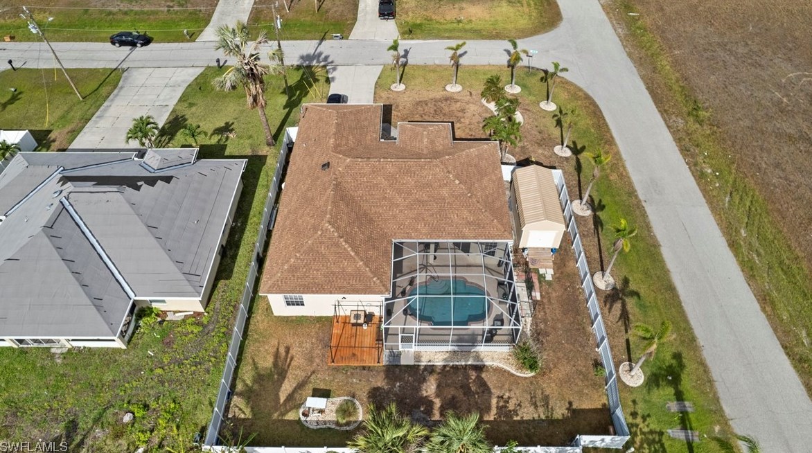 711 19th Ct, Cape Coral, FL 33993-6811