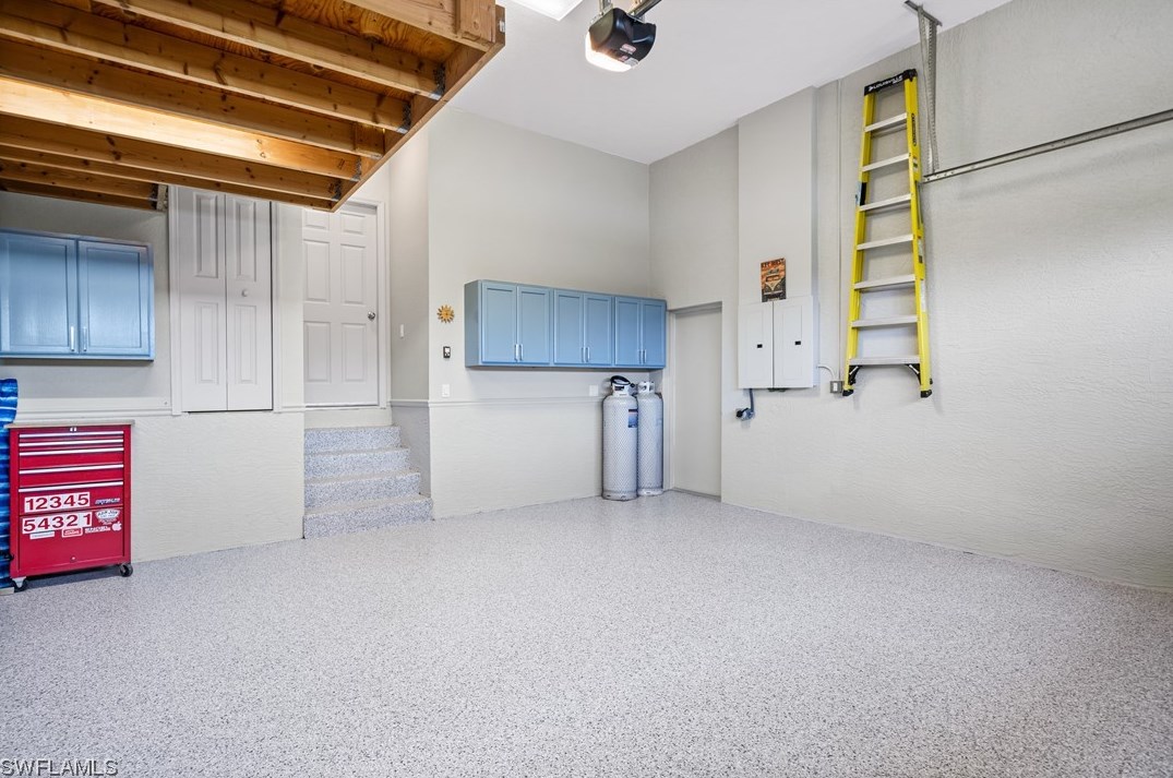 15071 Intracoastal Ct, Fort Myers FL  33908-6807 exterior