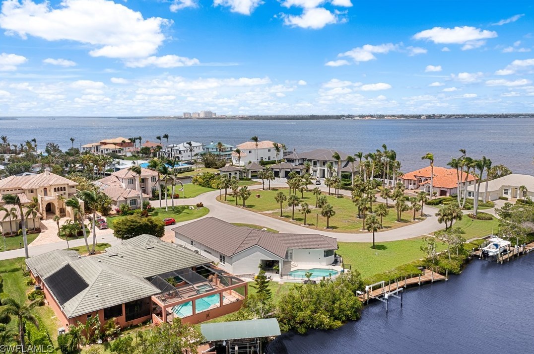 15071 Intracoastal Ct, Fort Myers FL  33908-6807 exterior