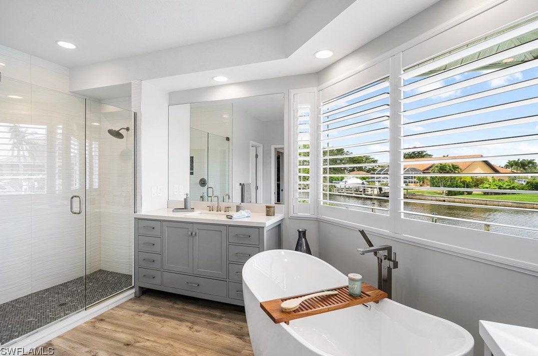 15071 Intracoastal Ct, Fort Myers FL  33908-6807 exterior