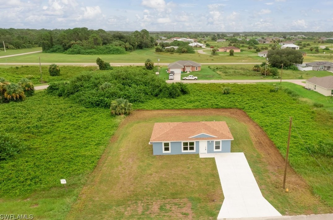 7020 Gill Cir, Labelle, FL 33935