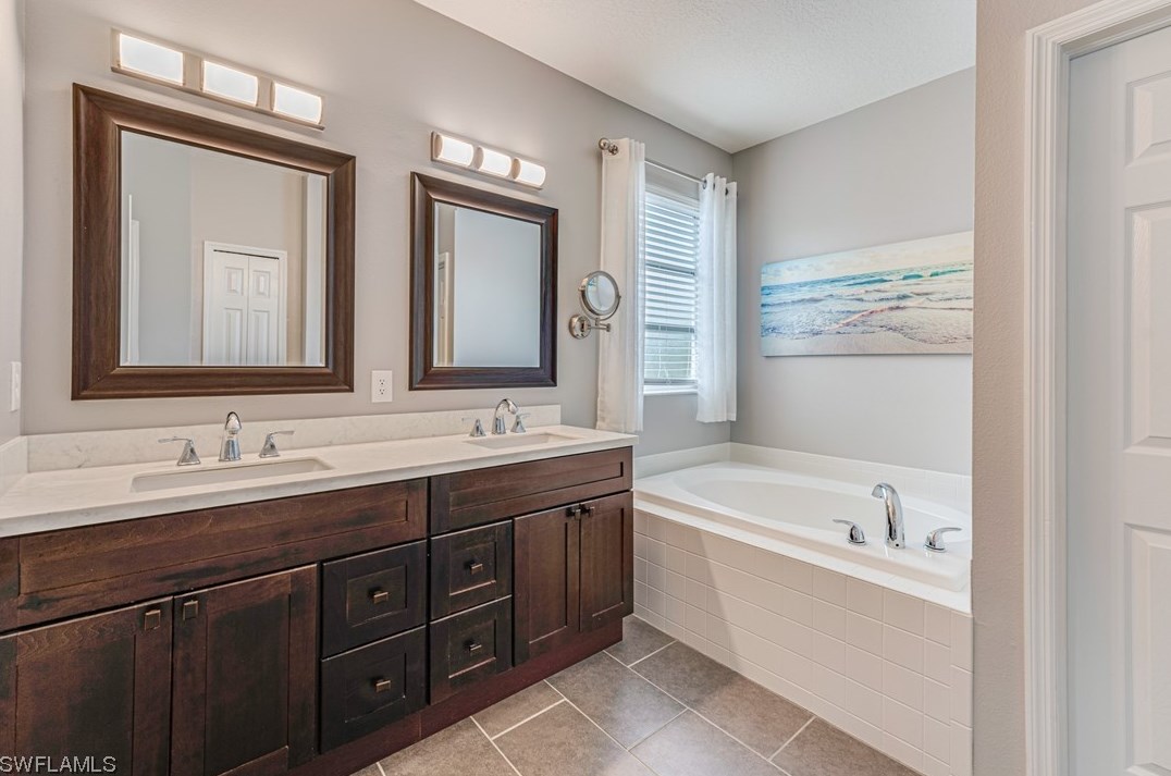 15411 Sir Maxwell Ct, Odessa FL  33556-5723 exterior