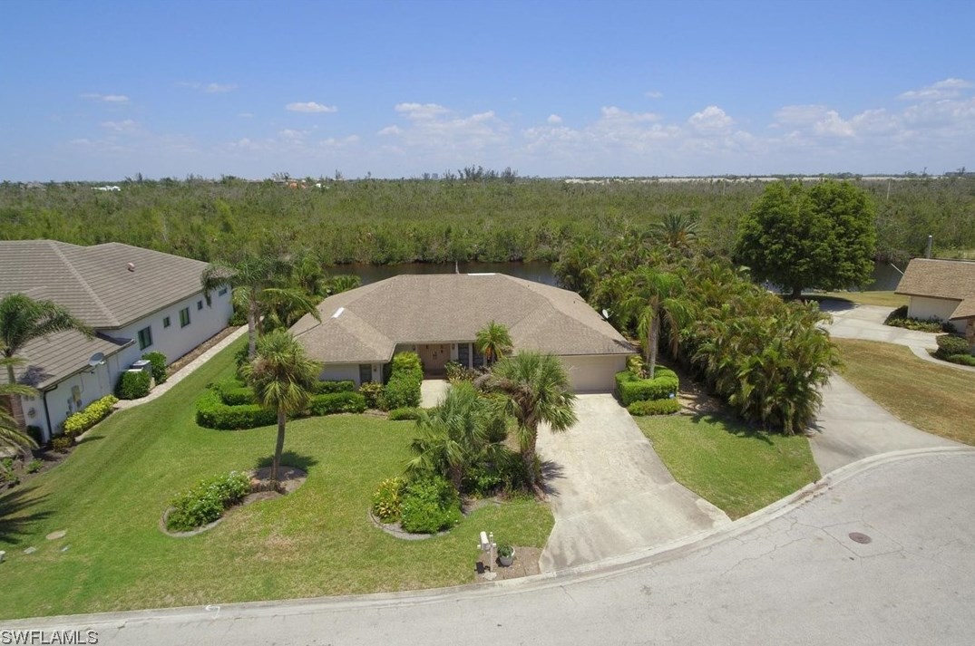 6816 Danah Ct, Fort Myers, FL 33908-2003