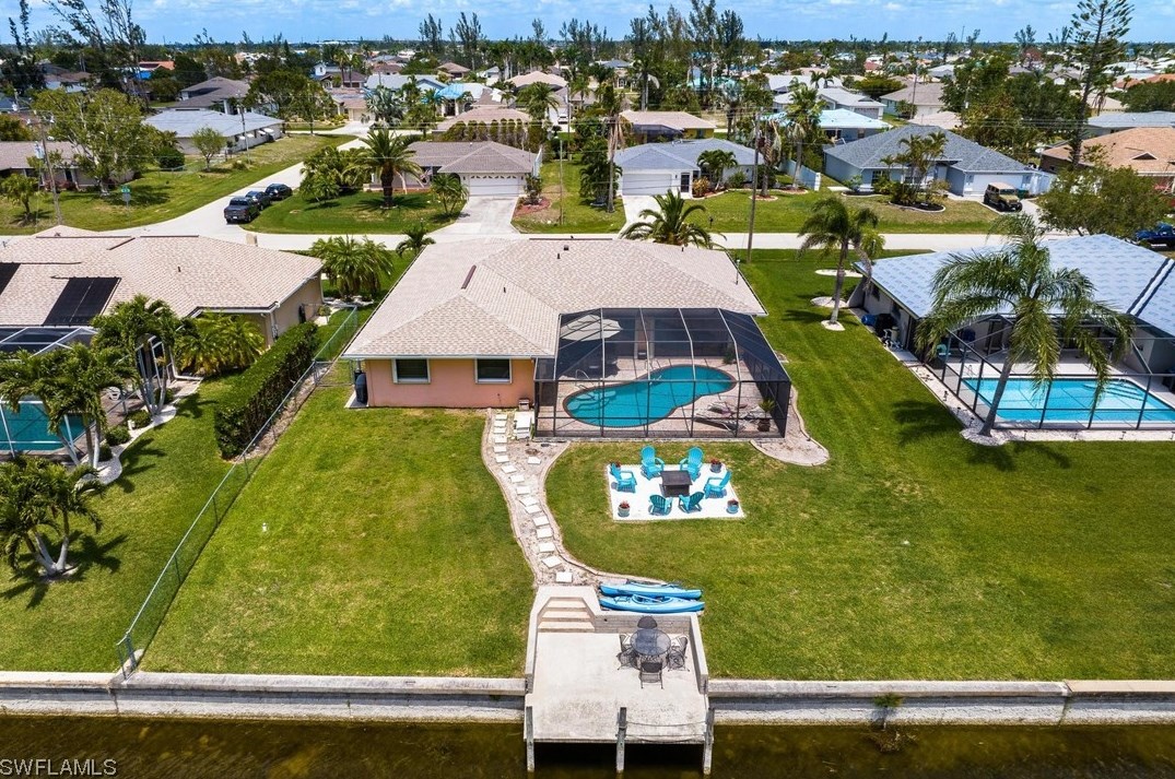 304 24th St, Cape Coral, FL 33990-4323