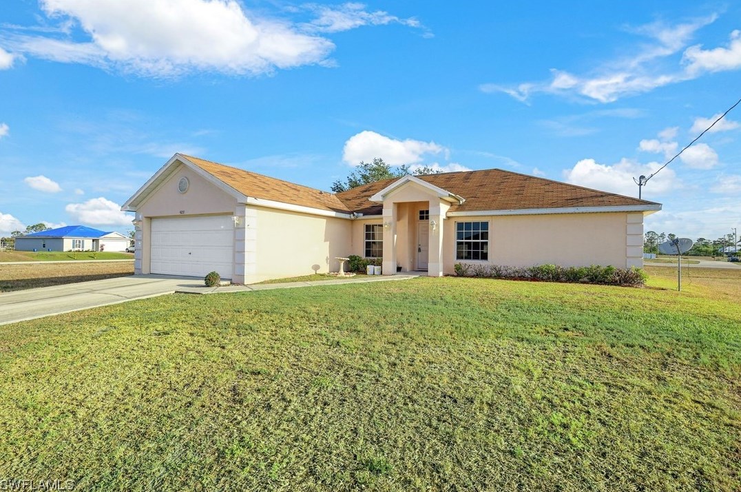 4237 19th Ave, Cape Coral, FL 33904-5498